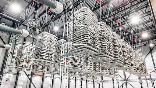 写真：HVDC（高圧直流送電）機器